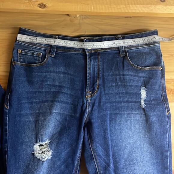 Kensie effortless ankle mid rise distressed jeans women’s 4 - Picture 11 of 13